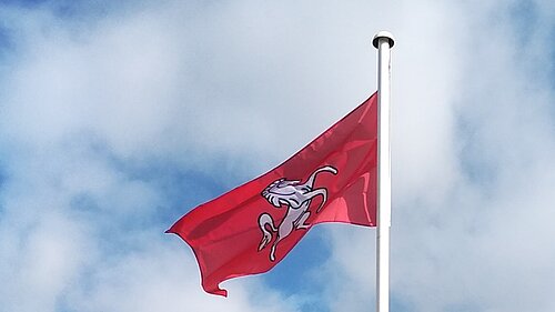 Kent Flag flying
